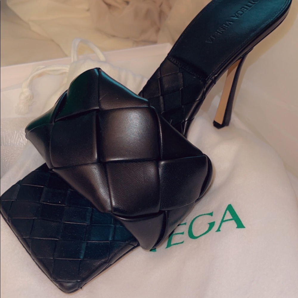 Bottega Veneta heels